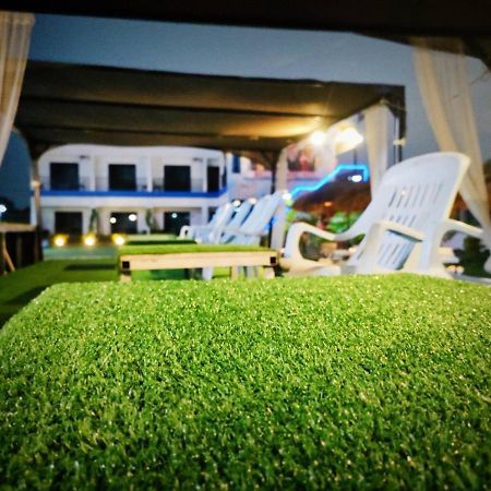 Wixky Hotel 농카이 외부 사진