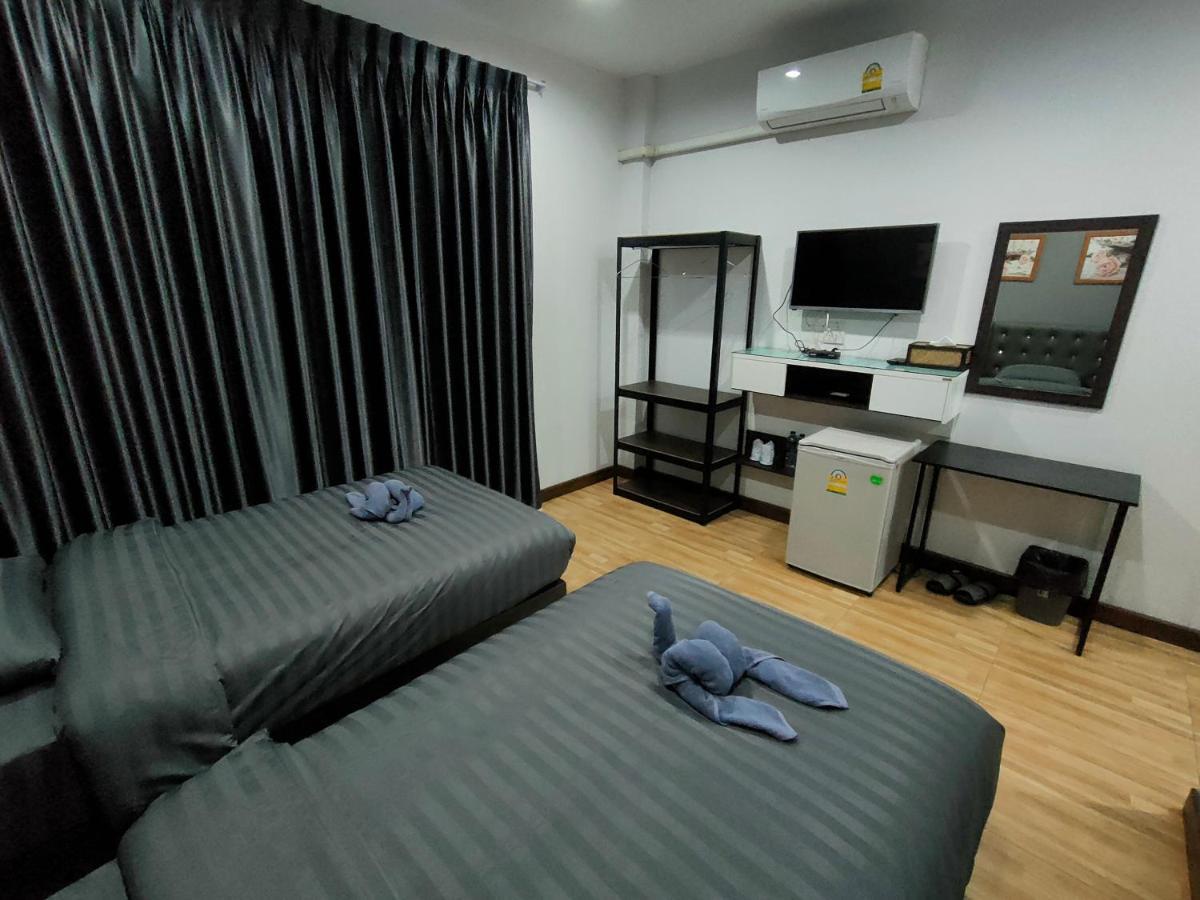 Wixky Hotel 농카이 외부 사진
