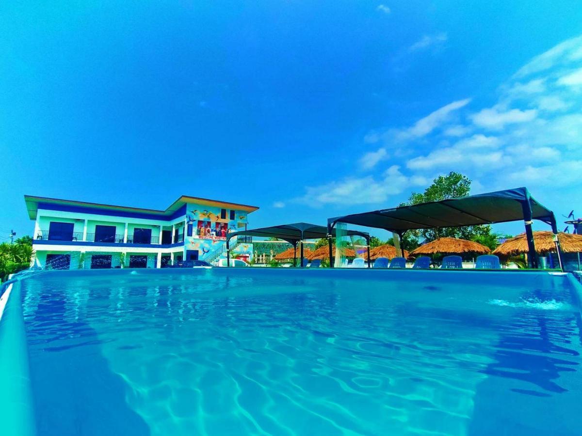 Wixky Hotel 농카이 외부 사진