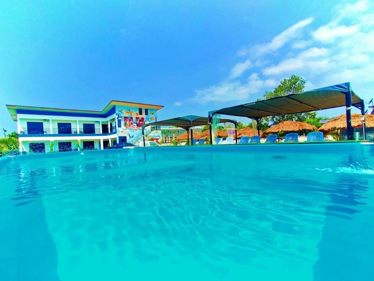 Wixky Hotel 농카이 외부 사진