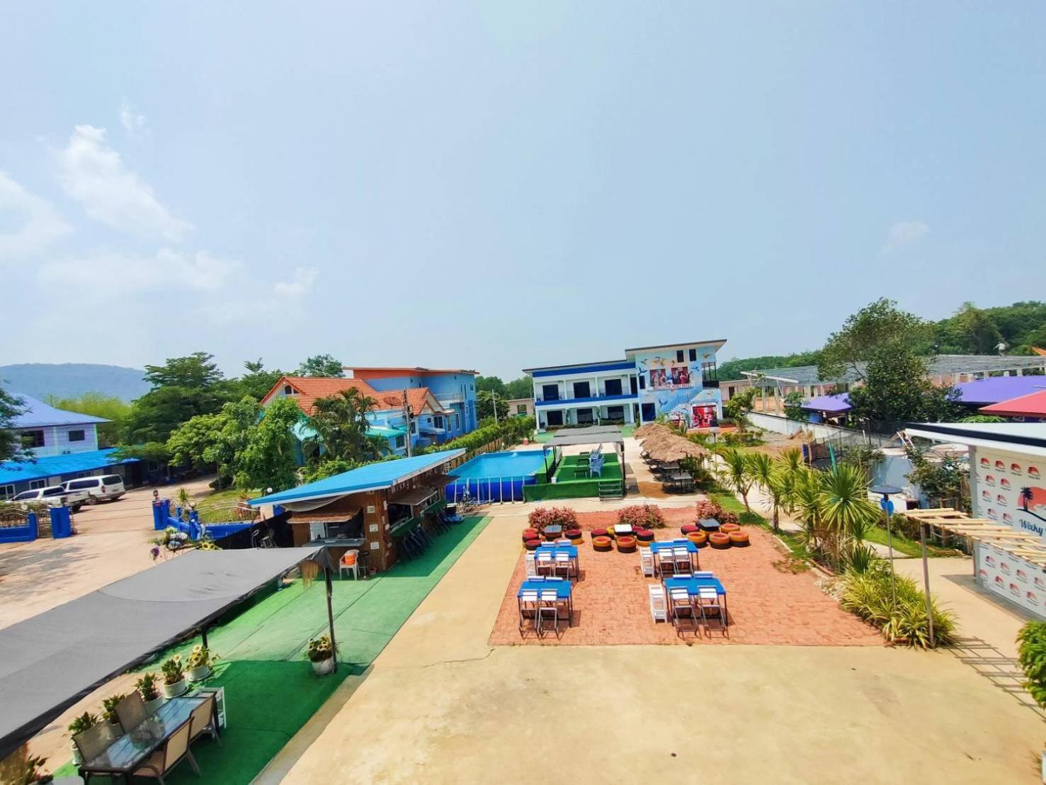 Wixky Hotel 농카이 객실 사진