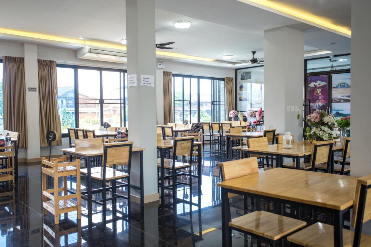 Wixky Hotel 농카이 외부 사진